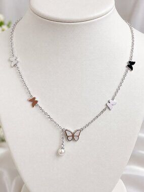 Xuping Silver Butterfly Necklace with Pearl-Style Charm